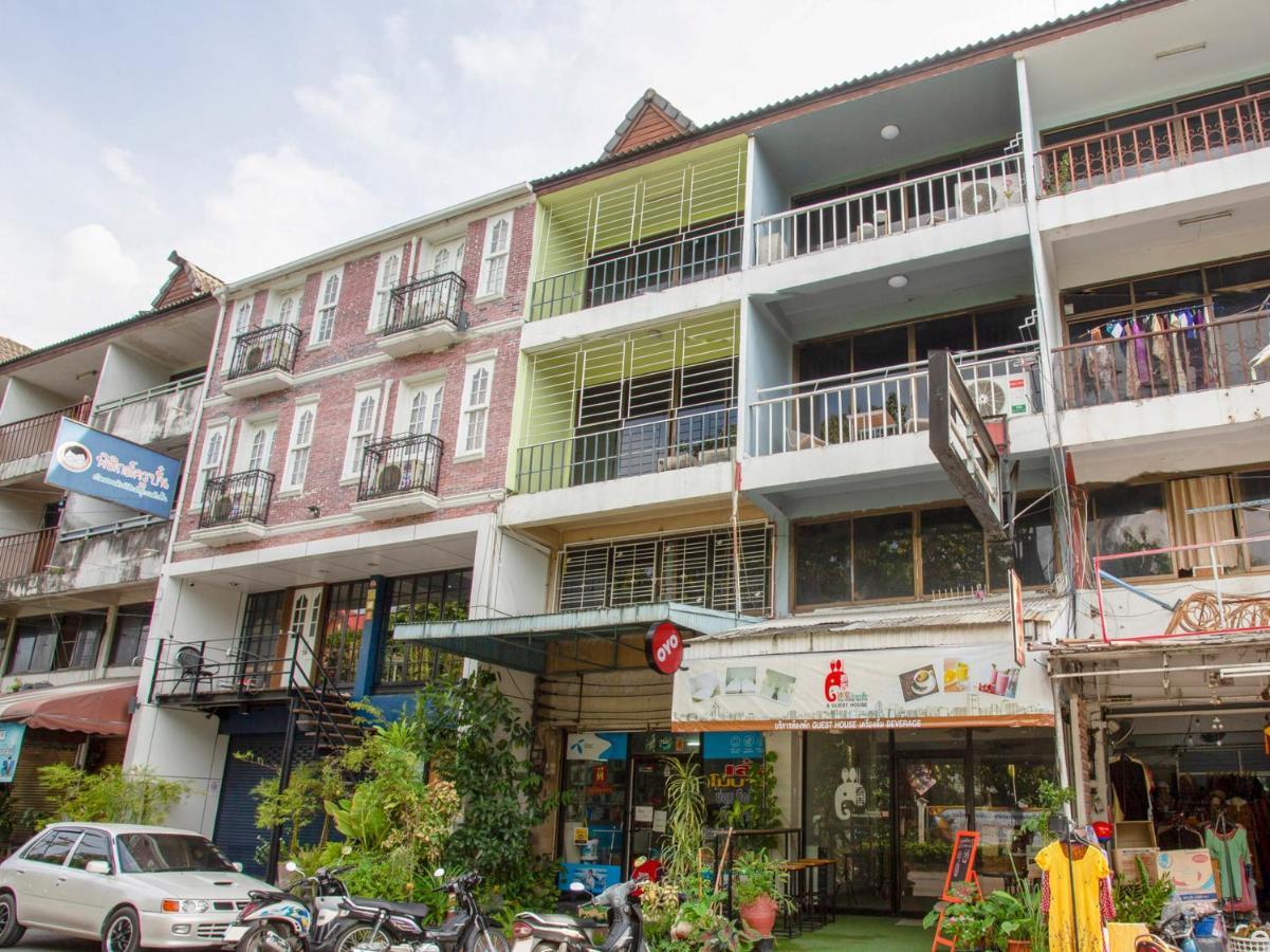 Hotel Oyo 1174 Thai Good Tastes 2*