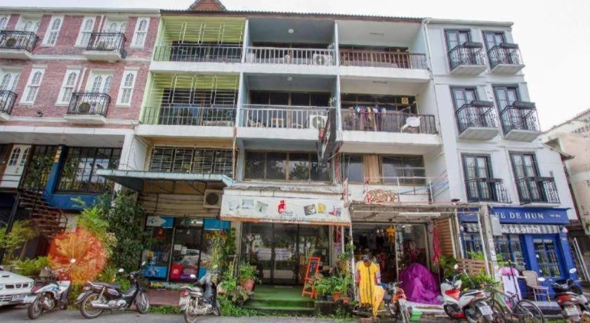 Oyo 1174 Thai Good Tastes 2*